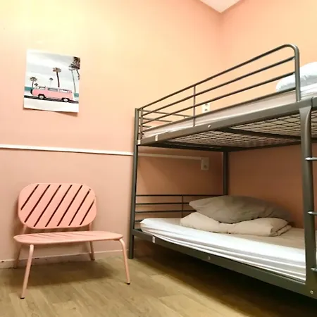 trendy hostel ivry Buitenkant foto